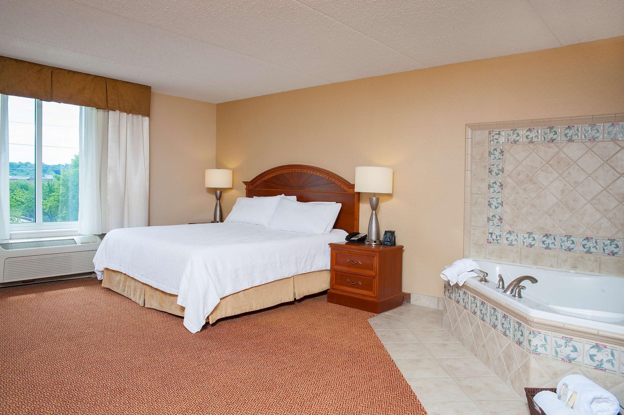 Hilton Garden Inn West Lafayette Wabash Landing Buitenkant foto